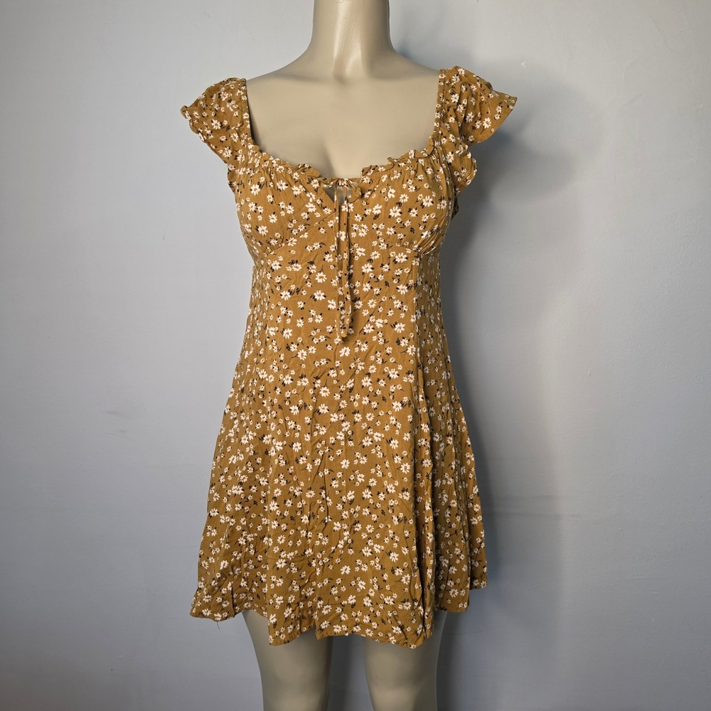 All in Favor Dress Womens M Floral Smocked Back Ruffle Mini Coquette Milkmaid